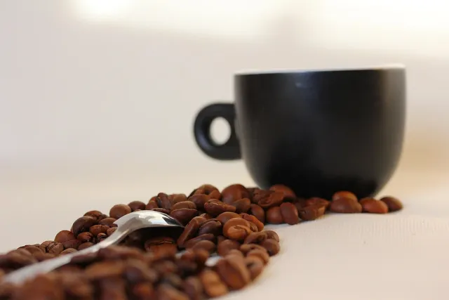 Coffee 6 mm bean bracelet