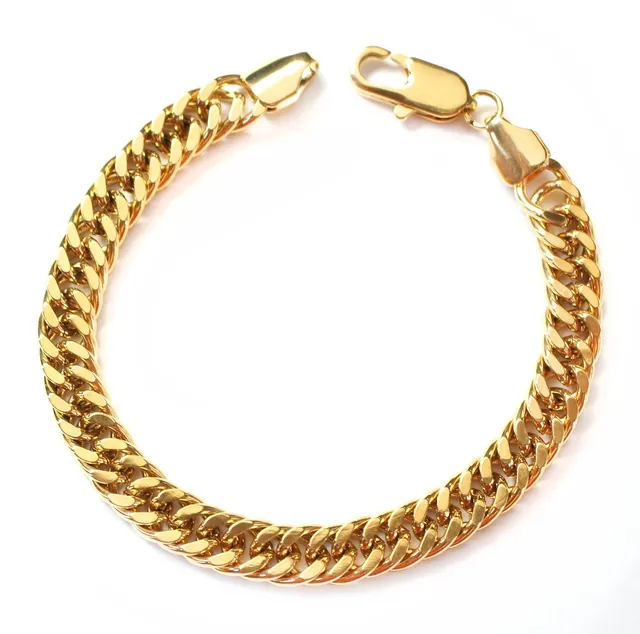 Load image into Gallery viewer, Delicate AMOUR Plate Bracelet

