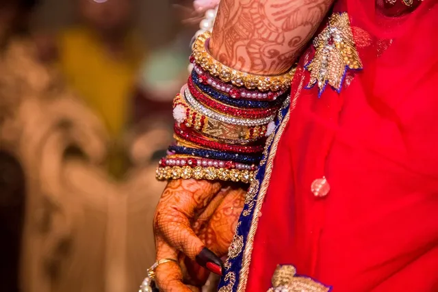 Load image into Gallery viewer, Evil Eye Multicoloured Bracelet

